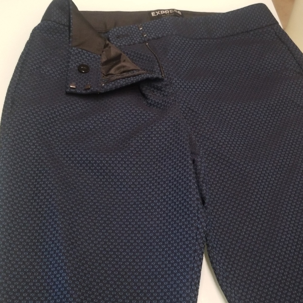 Express pants - Picture 2 of 3